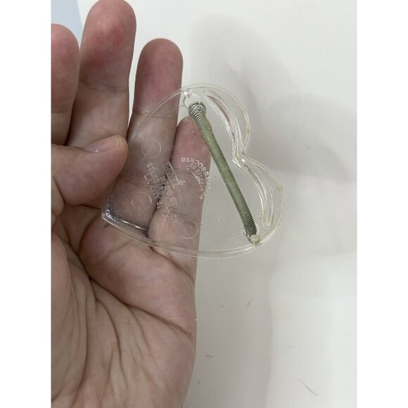 LOT 2 Vintage Knickerbocker Plastic Clear Heart Doll Stands w/ Wire Coil for 8" - Picture 6 of 8